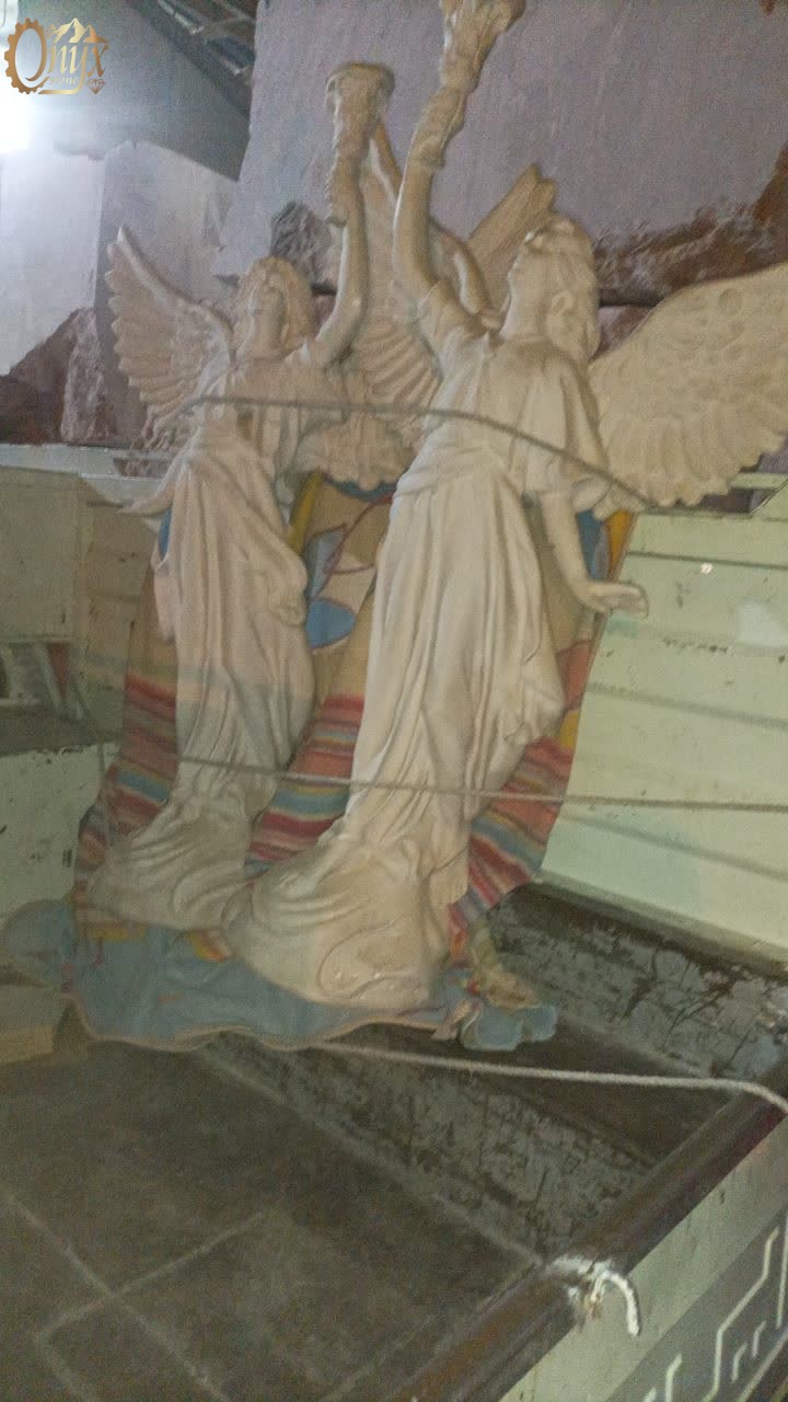 مجسمه سنگی